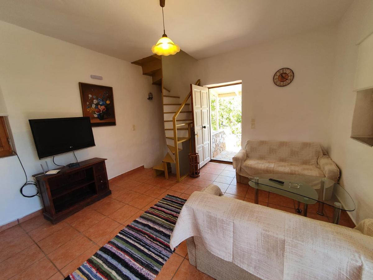 Stoupa Mani Tower Apartman Kültér fotó